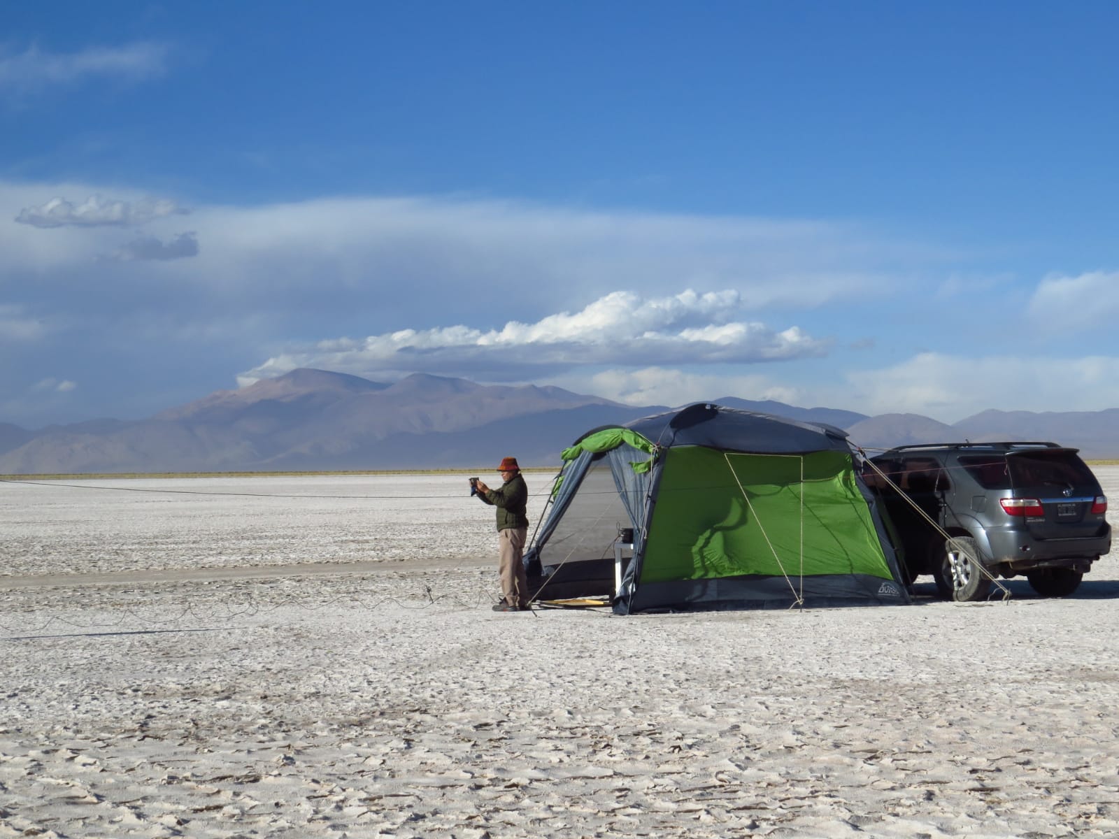 Carpa en Salinas Grandes